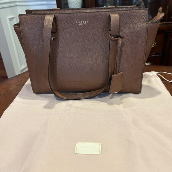 Radley London Buxton Ave - Picture 1 of 8